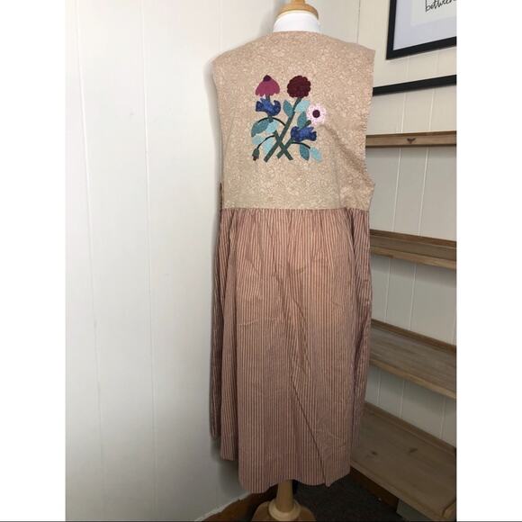 Hand-stitched Applique Americana Cottagecore Dress - Picture 8 of 8